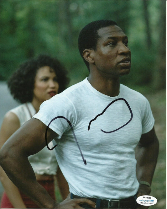 JONATHAN MAJORS SIGNED LOVECRAFT COUNTRY 8X10 PHOTO ALSO ACOA (1)