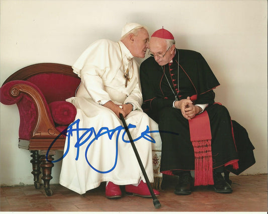 JONATHAN PRYCE SIGNED THE TWO POPES 8X10 PHOTO (2)