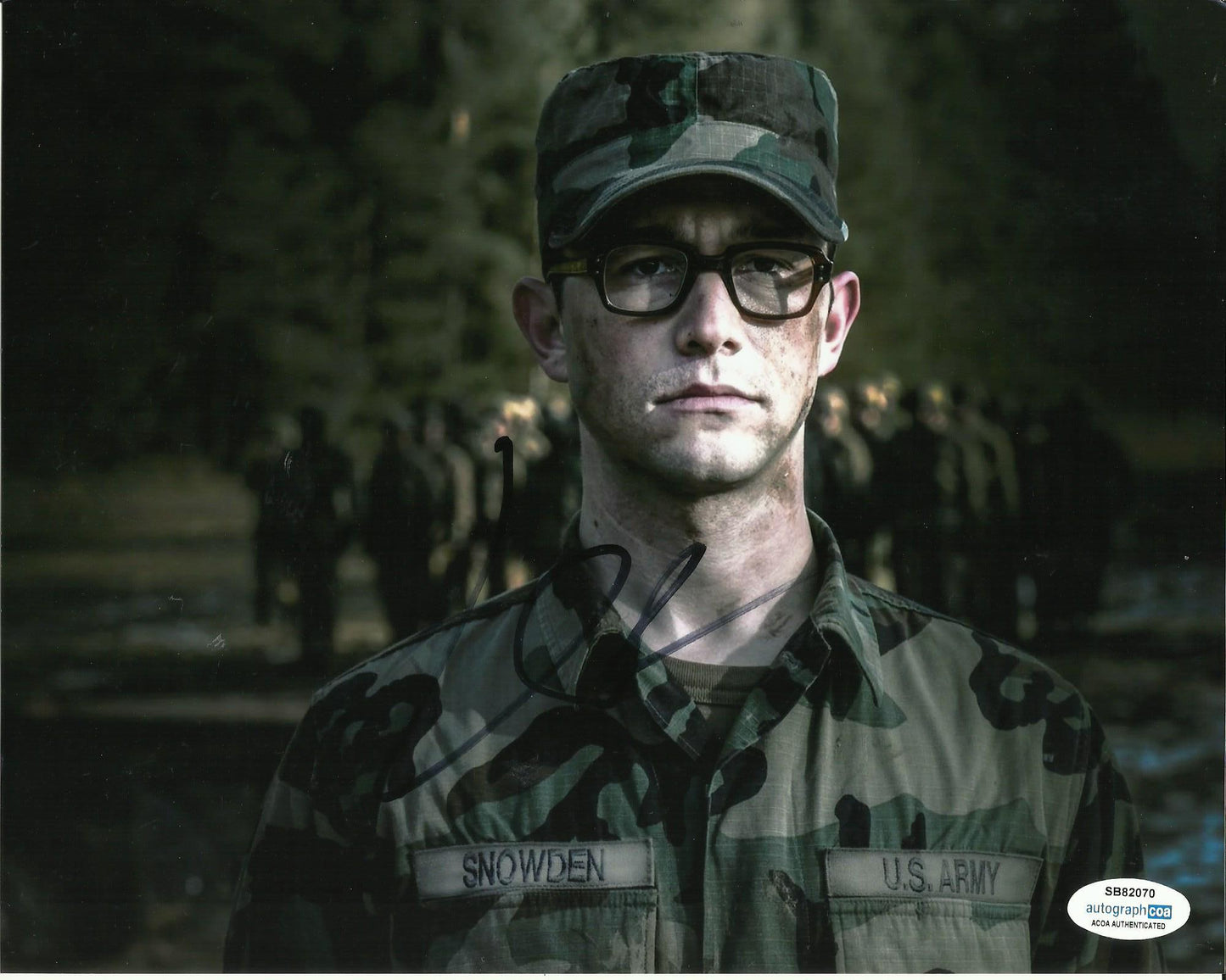 JOSEPH GORDON-LEVITT SIGNED SNOWDEN 8X10 PHOTO (1) ALSO ACOA CERTIFIED