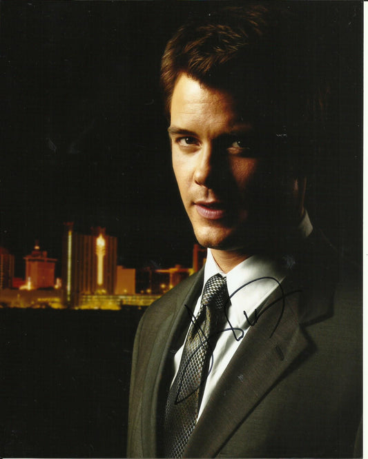 JOSH DUHAMEL SIGNED LAS VEGAS 8X10 PHOTO
