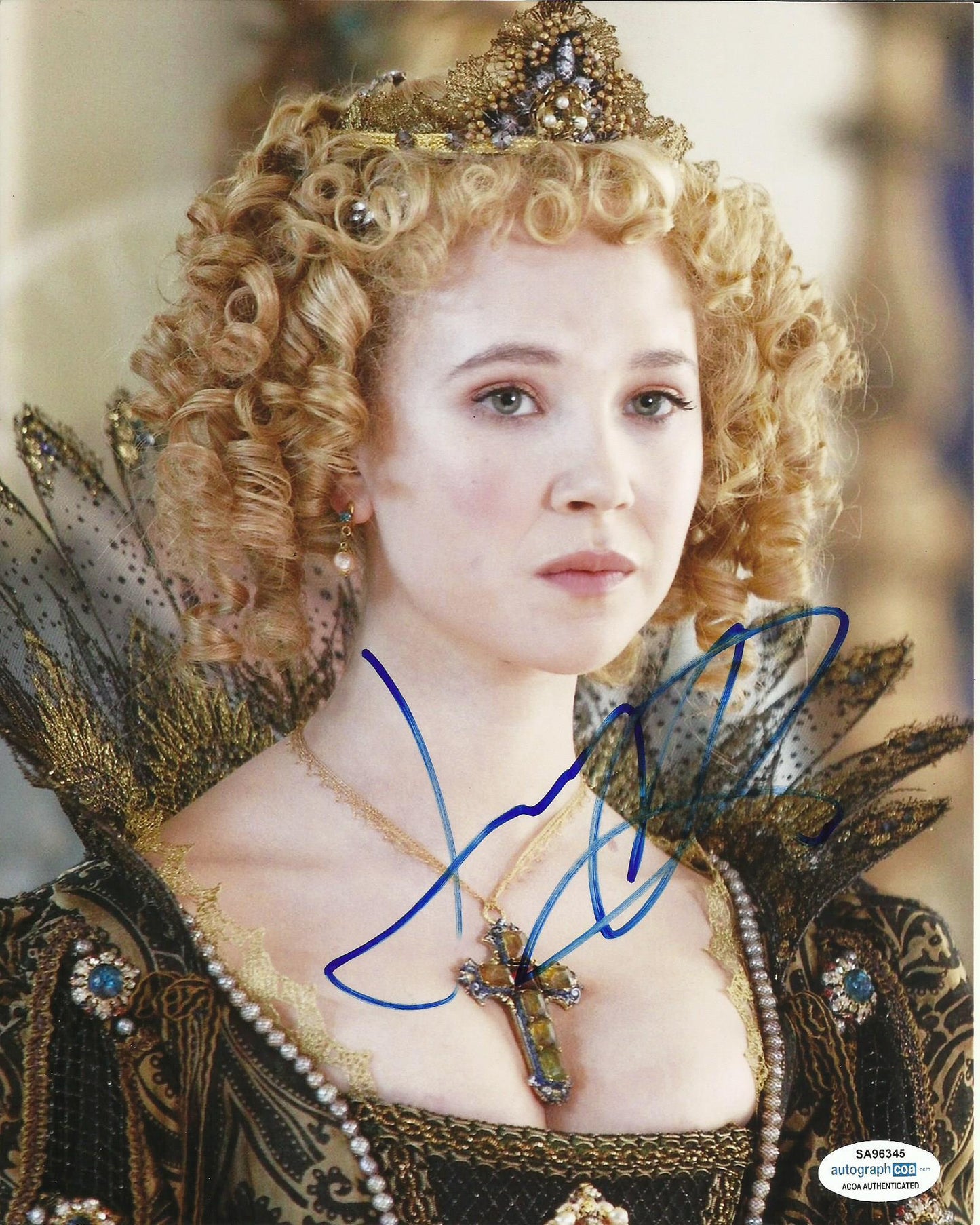 JUNO TEMPLE SIGNED THE THREE MUSKETEERS 10X8 PHOTO  ALSO ACOA