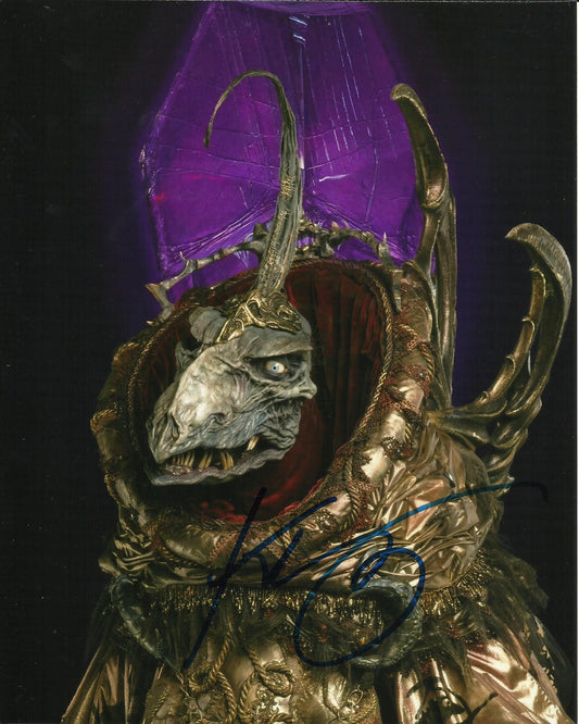 KEEGAN-MICHAEL KEY SIGNED DARK CRYSTAL 8X10 PHOTO