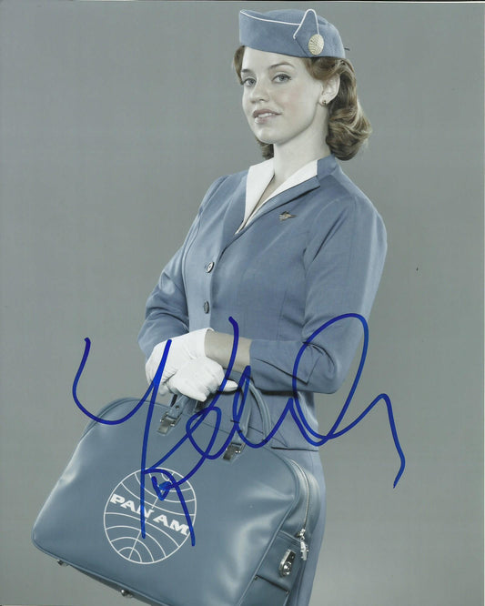 KELLI GARNER SIGNED SEXY PAN AM 10X8 PHOTO (1)