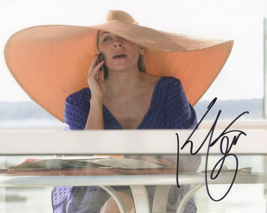 KIM CATTRALL SIGNED SEX AND THE CITY 10X8 PHOTO (1)