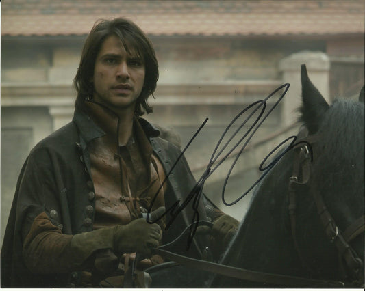 LUKE PASQUALINO SIGNED THE MUSKETEERS 8X10 PHOTO (1)