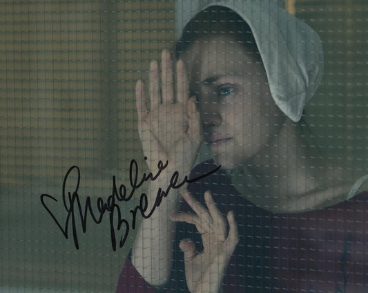 MADELINE BREWER SIGNED THE HANDMAIDS TALE 10X8 PHOTO (2)