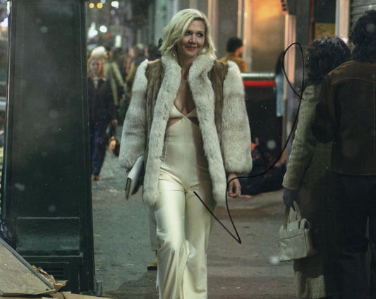 MAGGIE GYLLENHAAL SIGNED THE DEUCE 10X8 PHOTO