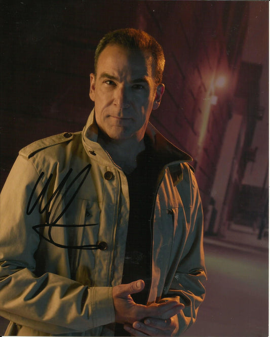 MANDY PATINKIN SIGNED CRIMINAL MINDS 8X10 PHOTO