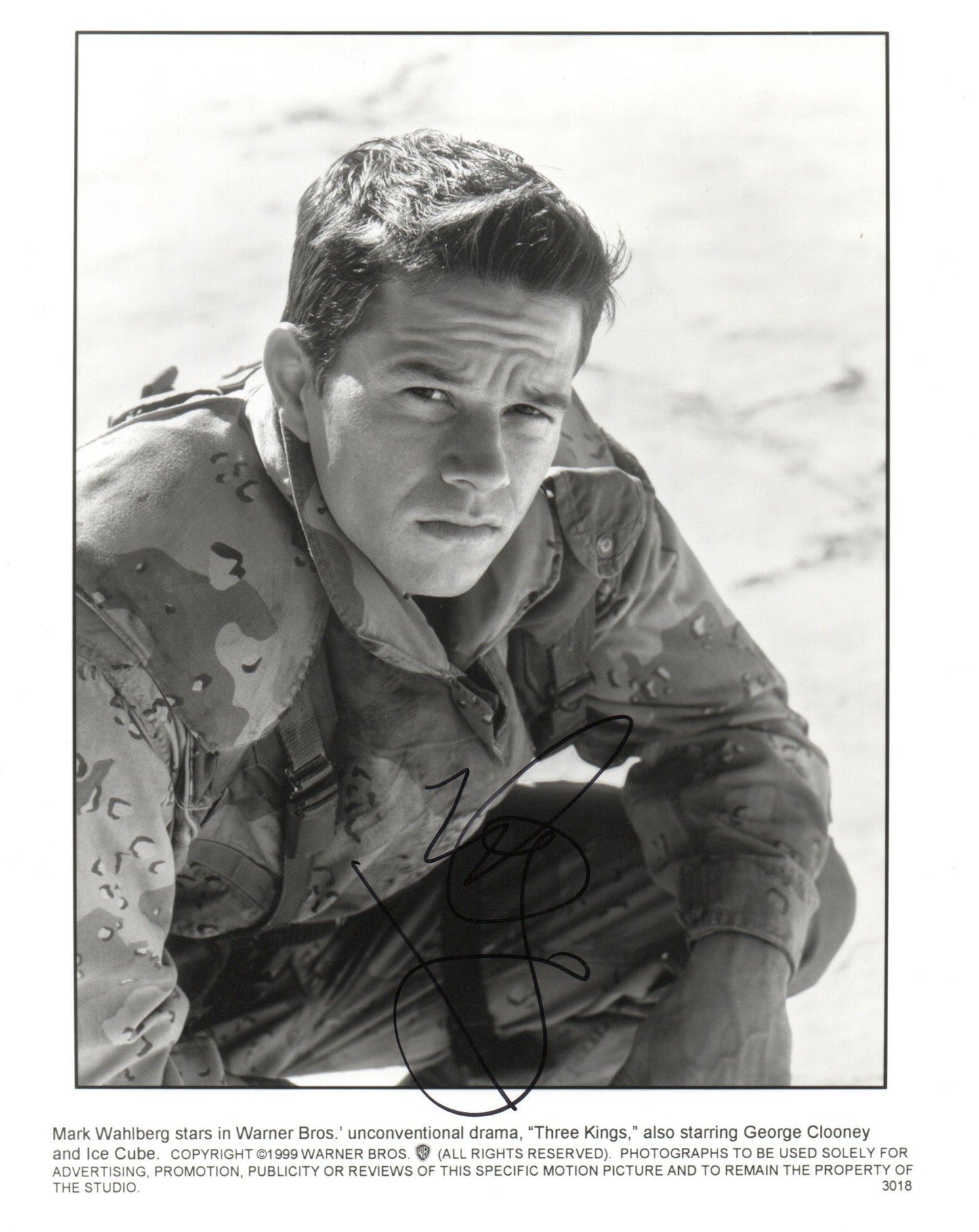 MARK WAHLBERG SIGNED THREE KINGS 8X10 PHOTO