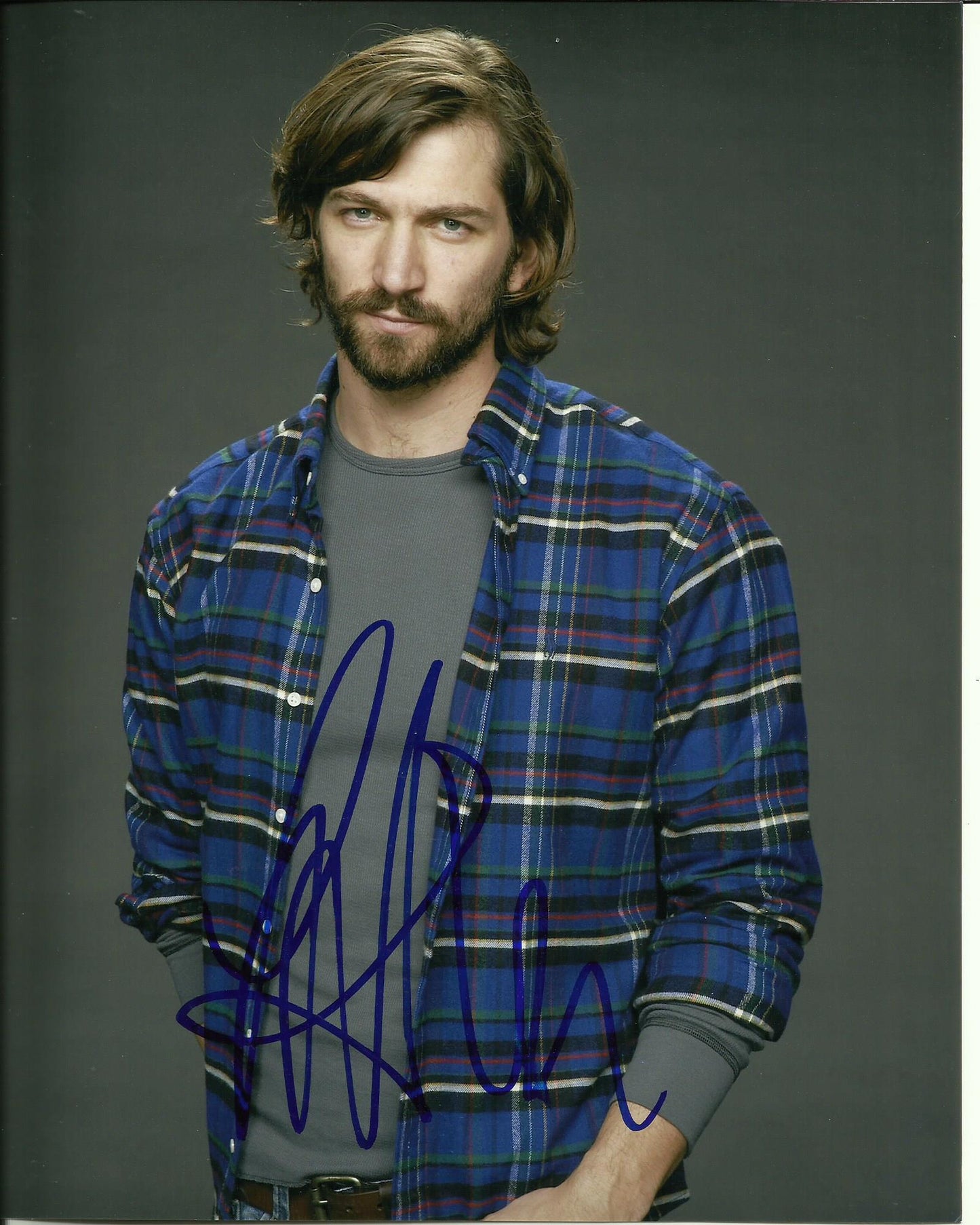 MICHAEL HUISMAN SIGNED ORPHAN BLACK 8X10 PHOTO