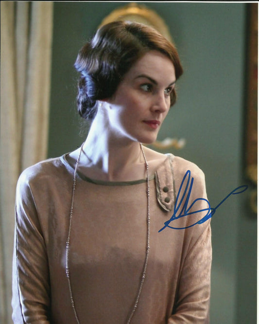 MICHELLE DOCKERY SIGNED DOWNTON ABBEY 10X8 PHOTO (1)