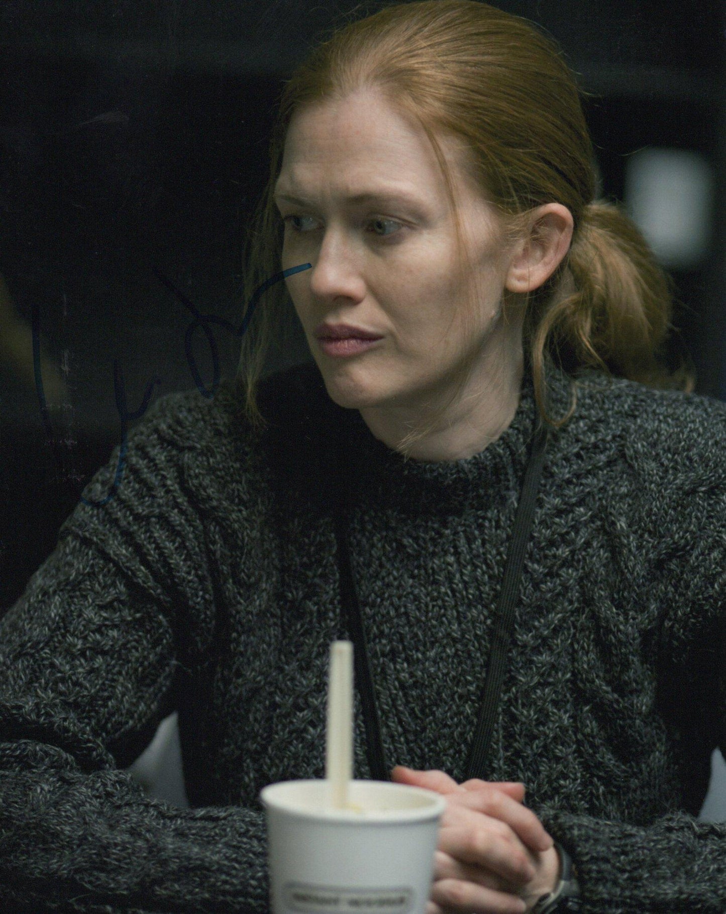 MIREILLE ENOS SIGNED THE KILLING 10X8 PHOTO (2)