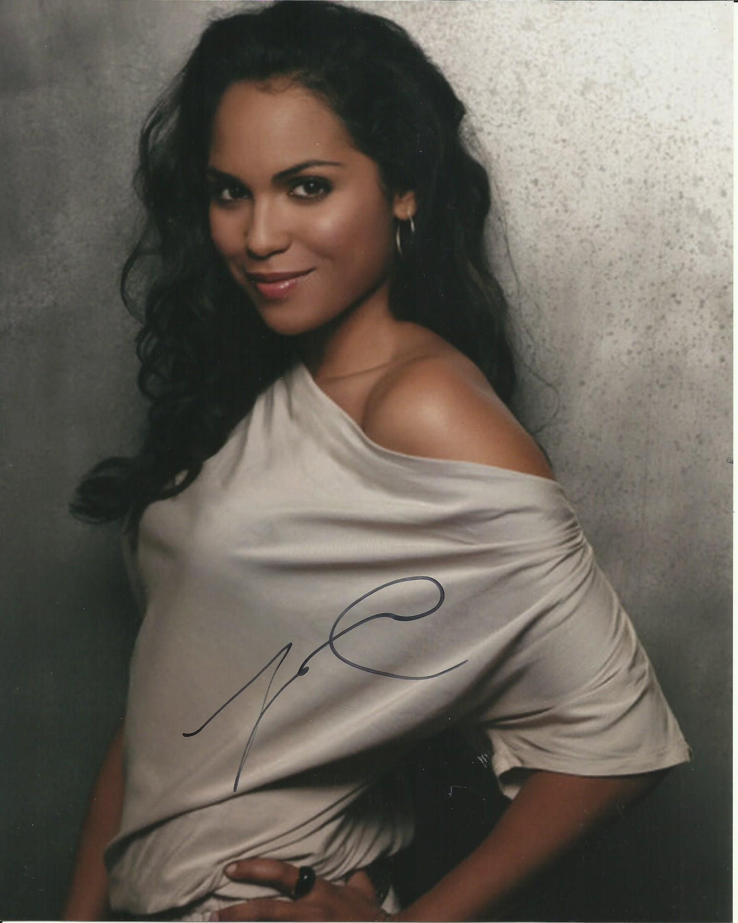 MONICA RAYMUND SIGNED SEXY 10X8 PHOTO (2)