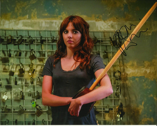 OPHELIA LOVIBOND SIGNED ELEMENTARY 10X8 PHOTO (4)