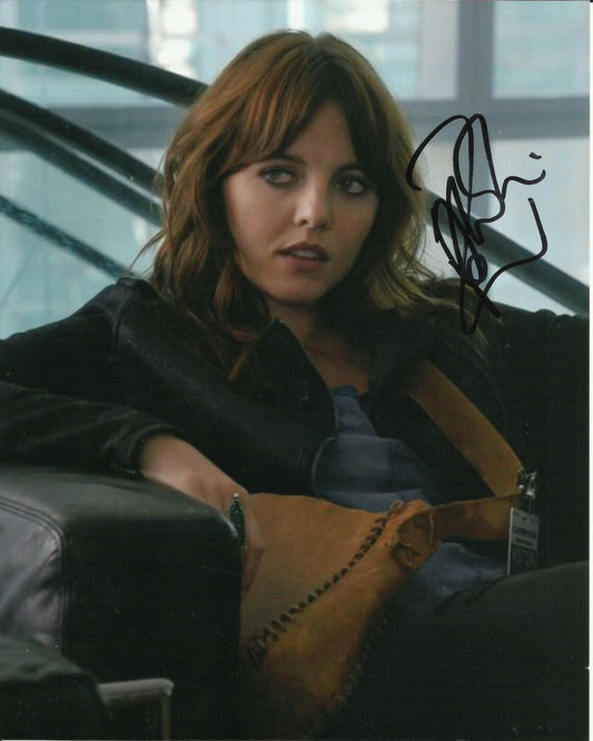 OPHELIA LOVIBOND SIGNED ELEMENTARY 10X8 PHOTO