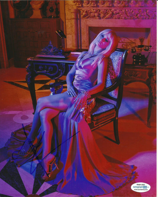 PENELOPE CRUZ SIGNED SEXY 10X8 PHOTO (2) ALSO ACOA CERTIFIED