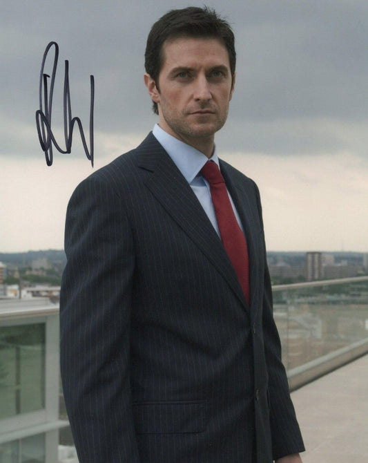 RICHARD ARMITAGE SIGNED 8X10 PHOTO (2)