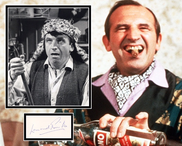 LEONARD ROSSITER SIGNED RISING DAMP PHOTO MOUNT UACC REG 242
