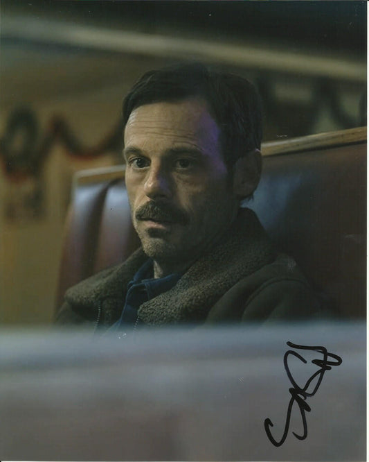SCOOT McNAIRY SIGNED NARCOS MEXICO 8X10 PHOTO (1)