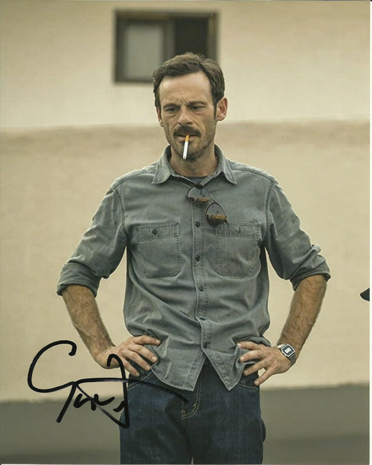 SCOOT McNAIRY SIGNED NARCOS MEXICO 8X10 PHOTO (2)