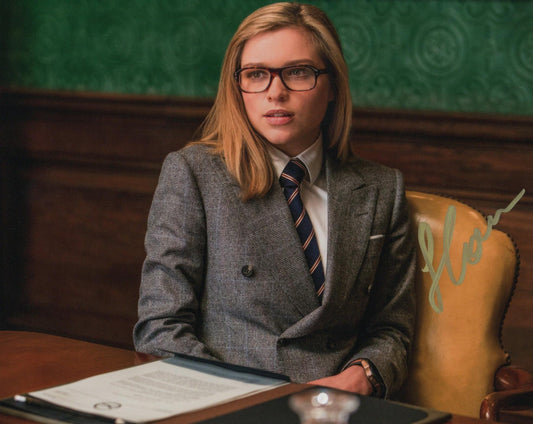 SOPHIE COOKSON SIGNED KINGSMAN 8X10 PHOTO (1)