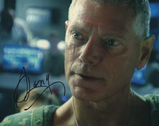 STEPHEN LANG SIGNED AVATAR 8X10 PHOTO (1)
