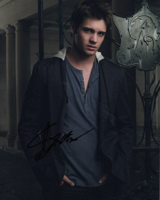 STEVEN R MCQUEEN SIGNED THE VAMPIRE DIARIES 8X10 PHOTO (1)