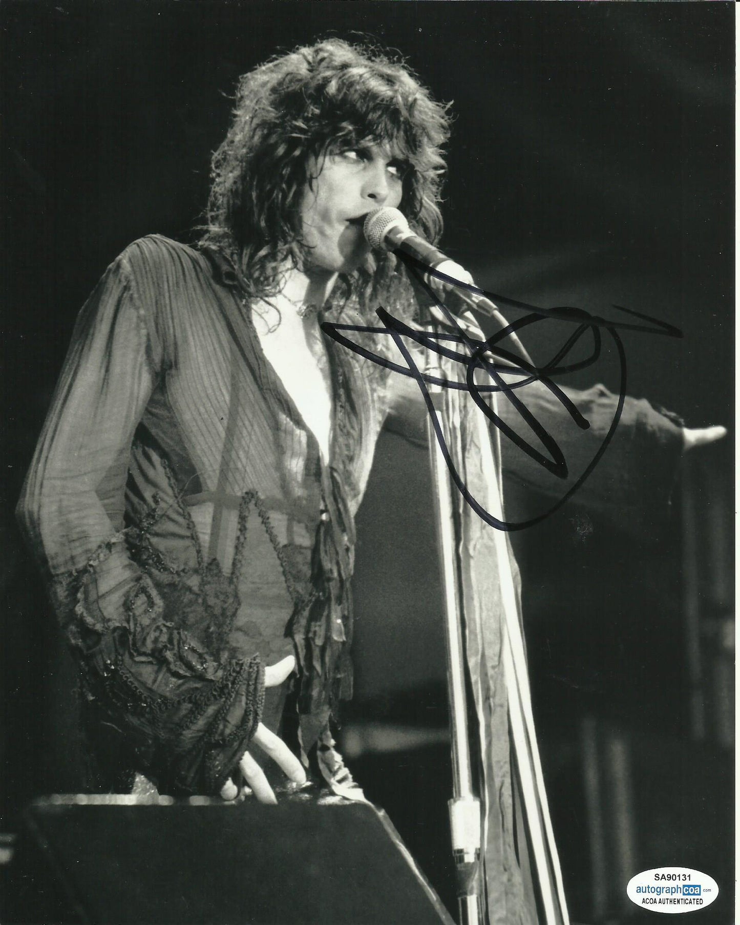 STEVEN TYLER SIGNED AEROSMITH 8X10 PHOTO (9) ALSO ACOA CERTIFIED