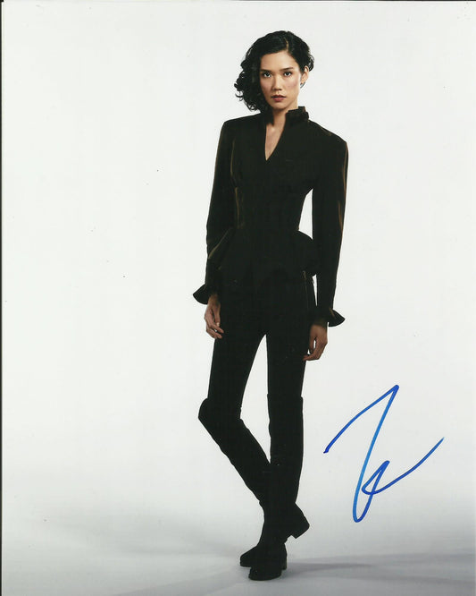 TAO OKAMOTO SIGNED SEXY 10X8 PHOTO (1)