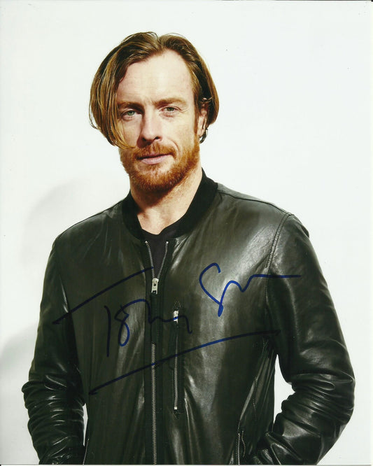 TOBY STEPHENS SIGNED 8X10 PHOTO (1)