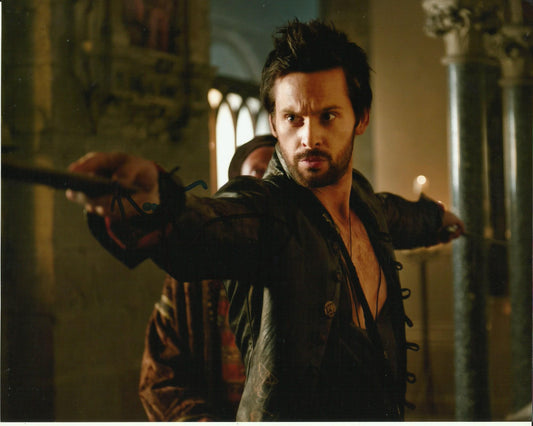 TOM RILEY SIGNED DA VINCI'S DEMONS 8X10 PHOTO (3)