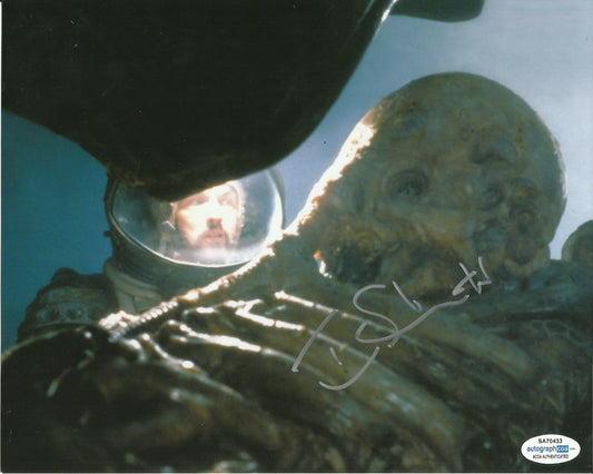 TOM SKERRITT SIGNED ALIEN 8X10 PHOTO (3) ALSO ACOA CERTIFIED