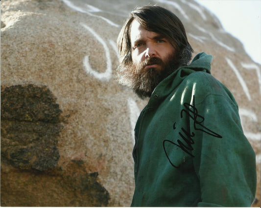WILL FORTE SIGNED THE LAST MAN ON EARTH 8X10 PHOTO (2)