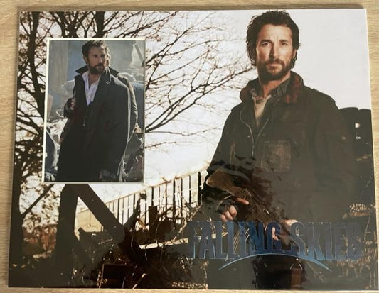 NOAH WYLE SIGNED 14X11 FALLING SKIES PHOTO MOUNT