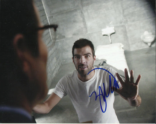 ZACHARY QUINTO SIGNED HEROES 8X10 PHOTO (3)