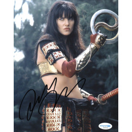 LUCY LAWLESS SIGNED XENA 10X8 PHOTO (4) ALSO ACOA