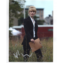 KATHRYN MORRIS SIGNED SEXY COLD CASE 10X8 PHOTO (1)