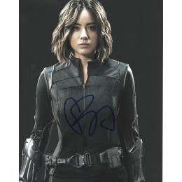 CHLOE BENNET SIGNED SEXY AGENTS OF SHIELD 8X10 PHOTO (1) 