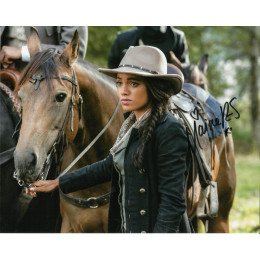 MAISIE RICHARDSON-SELLERS SIGNED LEGENDS OF TOMORROW 10X8 PHOTO (2)