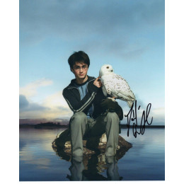 DANIEL RADCLIFFE SIGNED HARRY POTTER 8X10 PHOTO (5) ALSO BECKETT