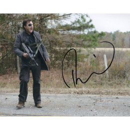 DAVID MORRISSEY SIGNED THE WALKING DEAD 8X10 PHOTO (1)