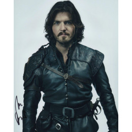 TOM BURKE SIGNED THE MUSKETEERS 10X8 PHOTO (7)