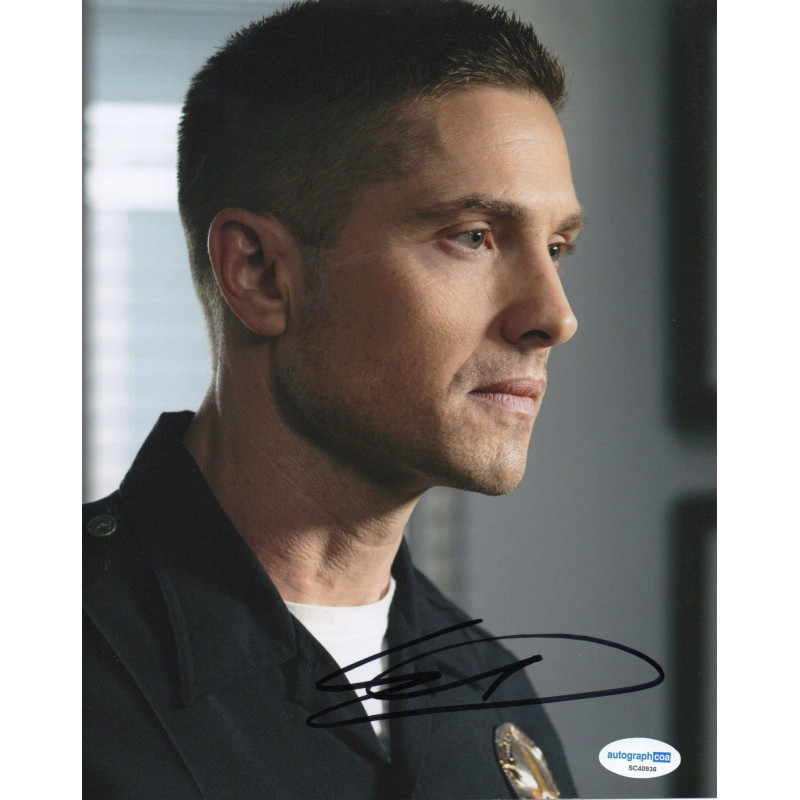 ERIC WINTER SIGNED THE ROOKIE 8X10 PHOTO ALSO ACOA (2)