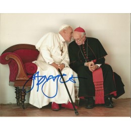 JONATHAN PRYCE SIGNED THE TWO POPES 8X10 PHOTO (2)