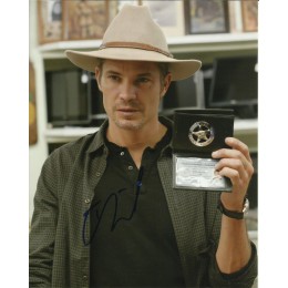 TIMOTHY OLYPHANT SIGNED JUSTIFIED 8X10 PHOTO (2)  