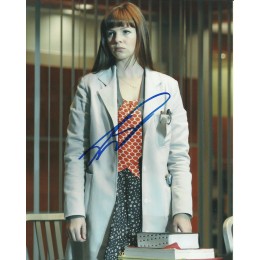 AMBER TAMBLYN SIGNED HOUSE 10X8 PHOTO