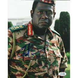 FOREST WHITAKER SIGNED THE LAST KING OF SCOTLAND 8X10 PHOTO (2) ALSO ACOA CERTIFIED