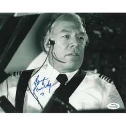 GEORGE KENNEDY SIGNED AIRPORT 79 8X10 PHOTO (1) ALSO ACOA CERTIFIED