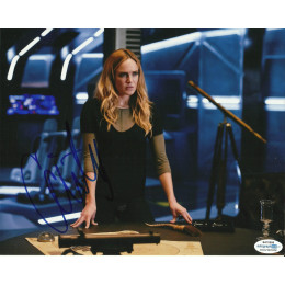 CAITY LOTZ SIGNED LEGENDS OF TOMORROW 10X8 PHOTO (3) ALSO ACOA CERTIFIED