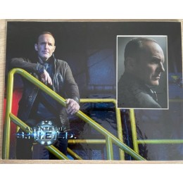CLARK GREGG SIGNED 14X11 AGENTS OF SHIELD PHOTO MOUNT